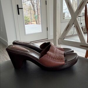 Naturalizer Brown Leather Slide Mules with Stitched Detail